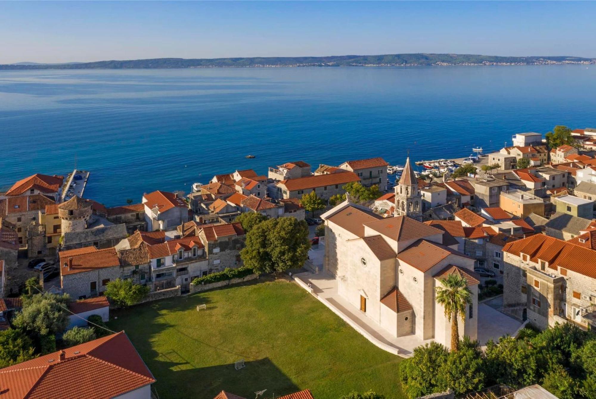 Navi Apartment Kastela Exterior photo
